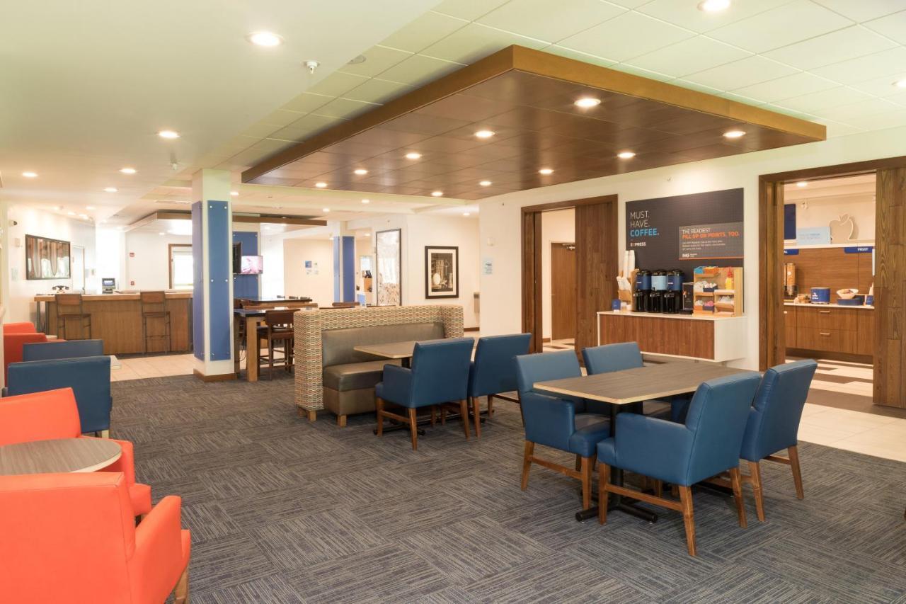 Holiday Inn Express & Suites La Porte By Ihg Exterior foto