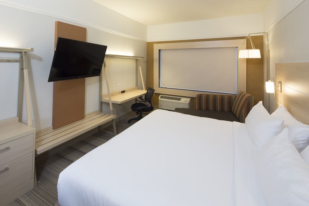 Holiday Inn Express & Suites La Porte By Ihg Exterior foto